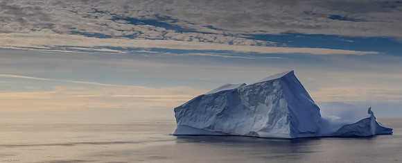007 - Greenland iceberg