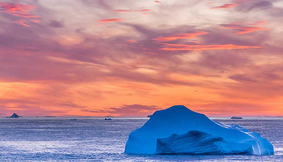 030 - Iceberg at sunset