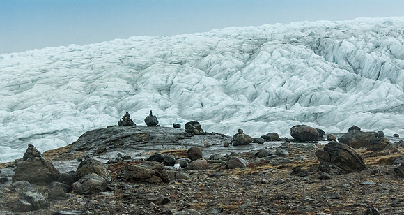 130 - Ice sheet and Cairns